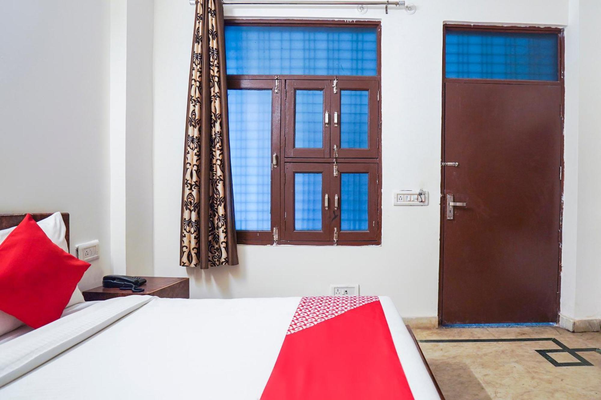 Hotel O Ratiram Palace By Wamson Kalkaji Devi Exterior photo