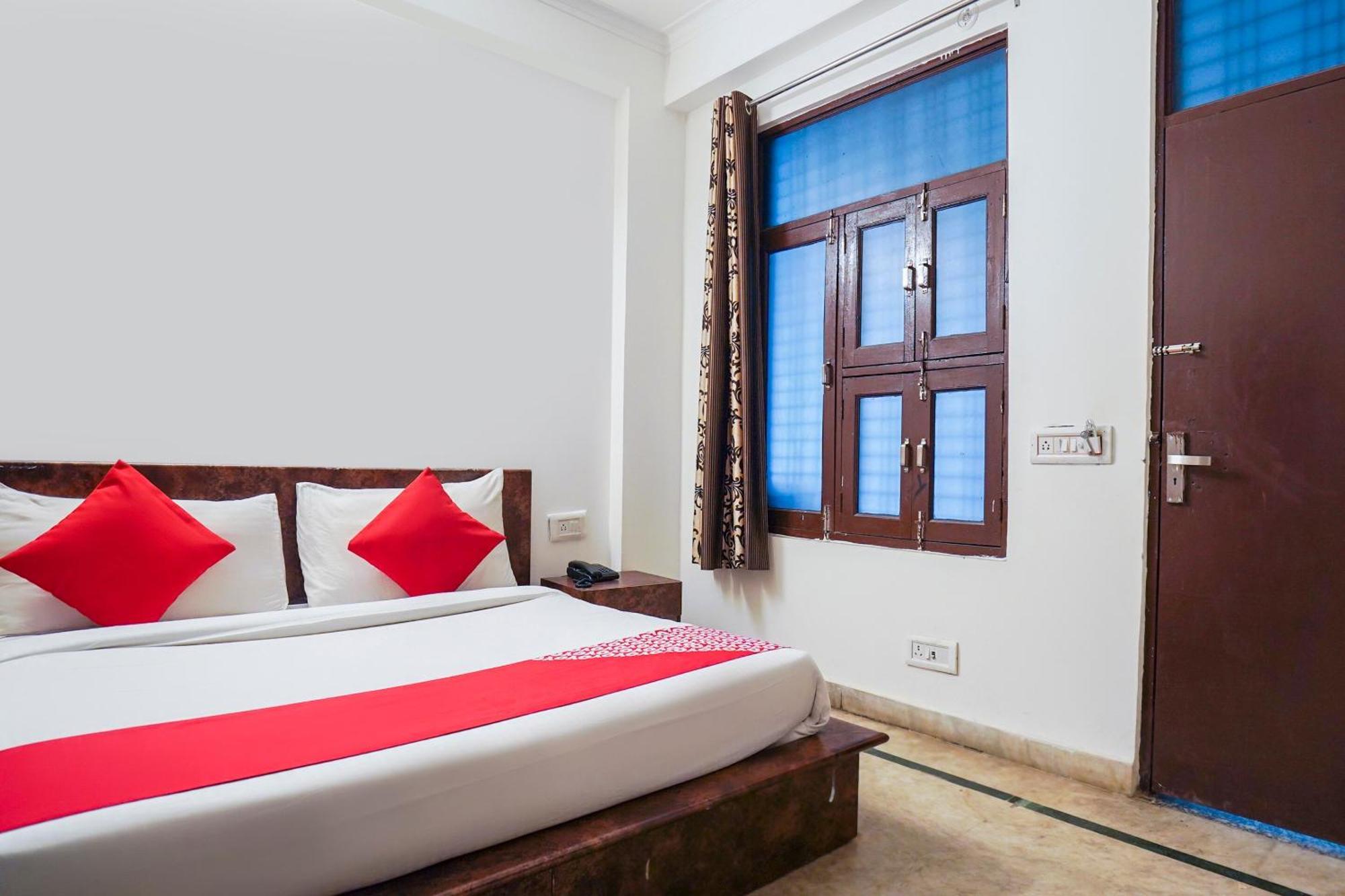 Hotel O Ratiram Palace By Wamson Kalkaji Devi Exterior photo